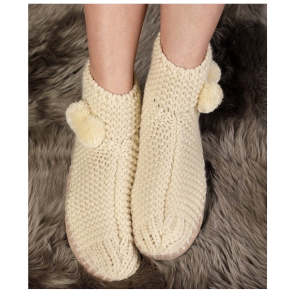 Ruggine Hand Knitted Garter Stitched Slipper Boot